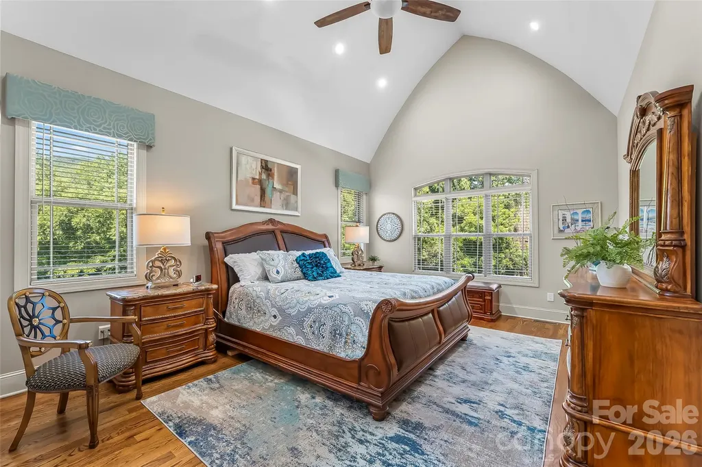 5895 Bakers Point Hickory NC 28602