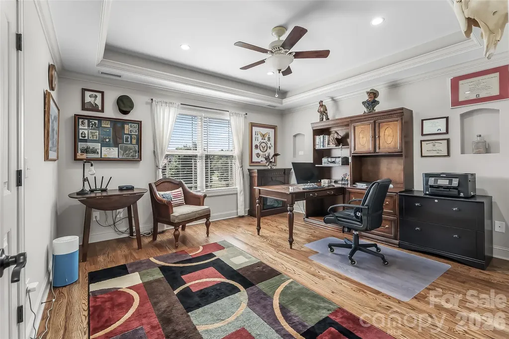 5895 Bakers Point Hickory NC 28602
