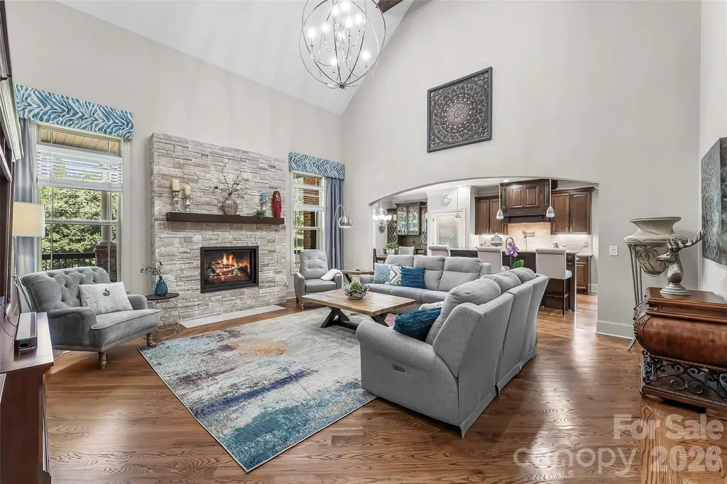 5895 Bakers Point Hickory NC 28602