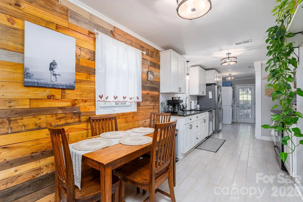 206 Cedar Street Belmont NC 28012