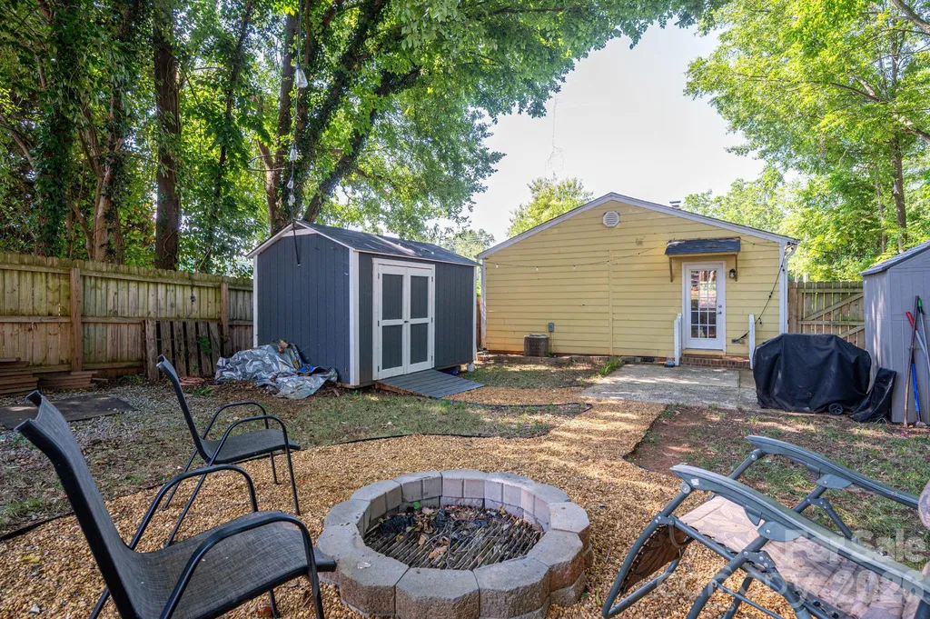 206 Cedar Street Belmont NC 28012
