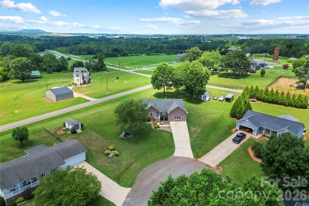 3955 Northernmistic Drive Maiden NC 28650