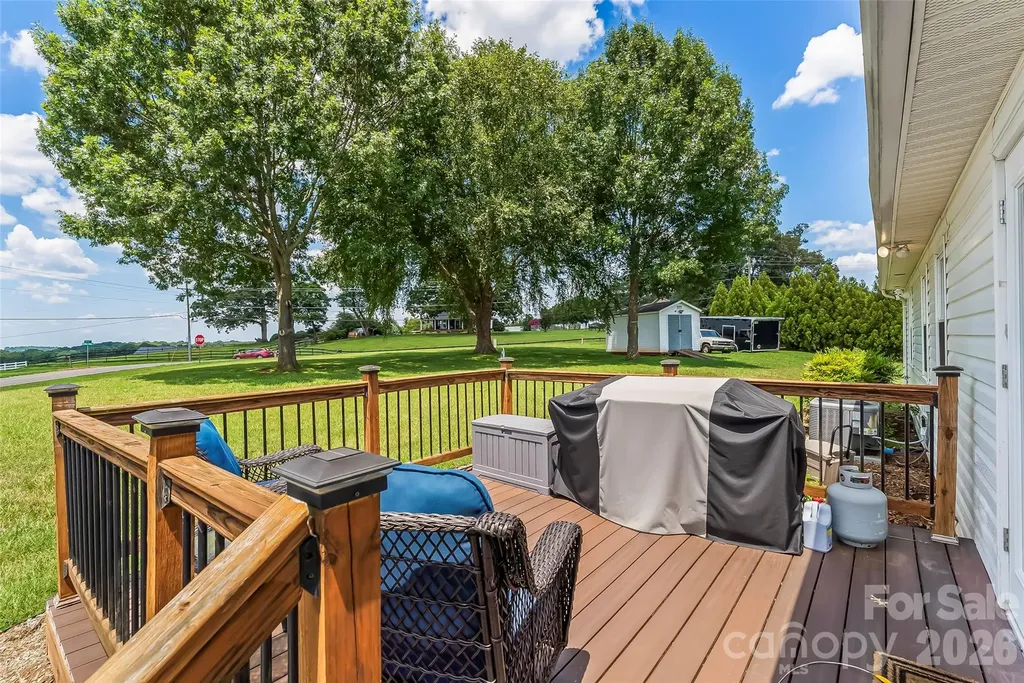 3955 Northernmistic Drive Maiden NC 28650