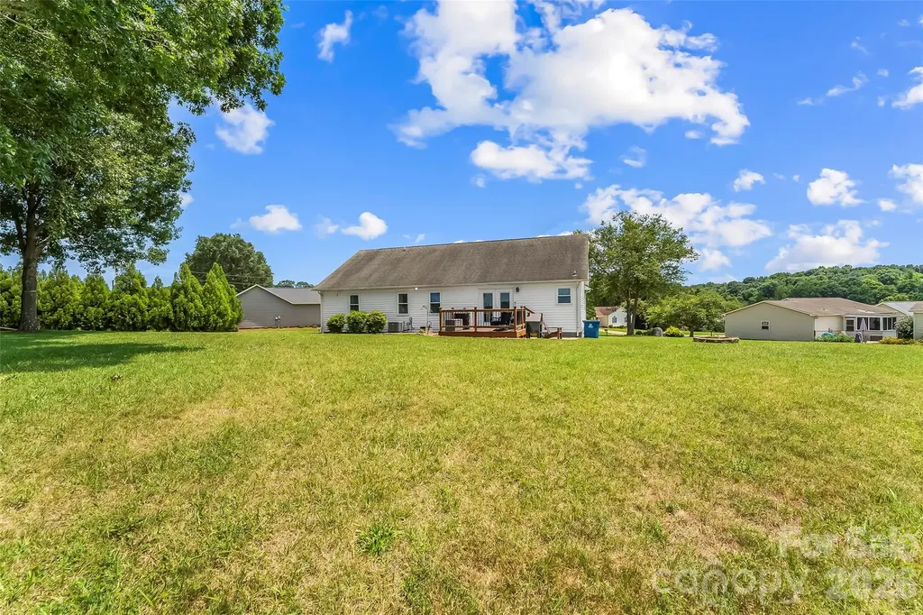 3955 Northernmistic Drive Maiden NC 28650