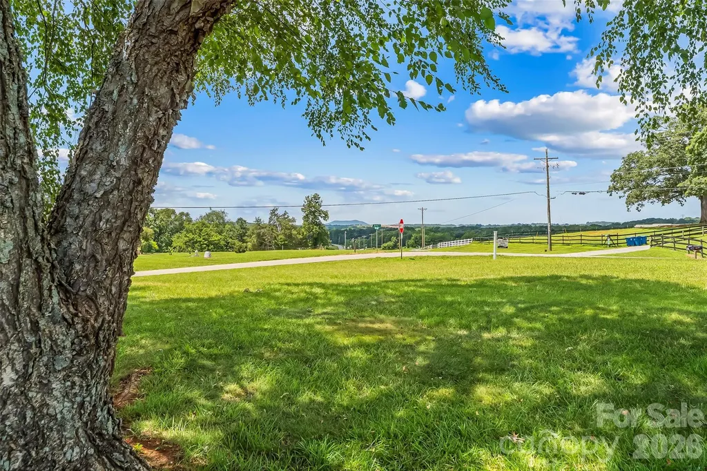 3955 Northernmistic Drive Maiden NC 28650
