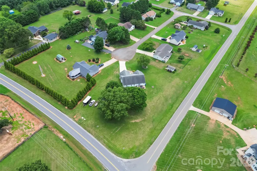 3955 Northernmistic Drive Maiden NC 28650
