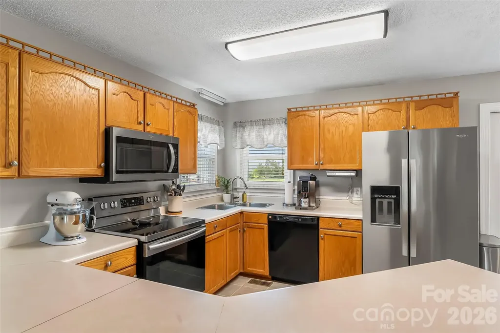 3955 Northernmistic Drive Maiden NC 28650