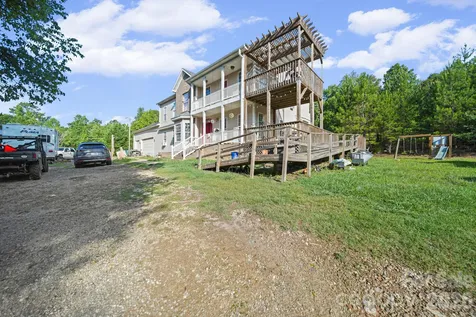 546 Hopewell Road Blacksburg SC 29702