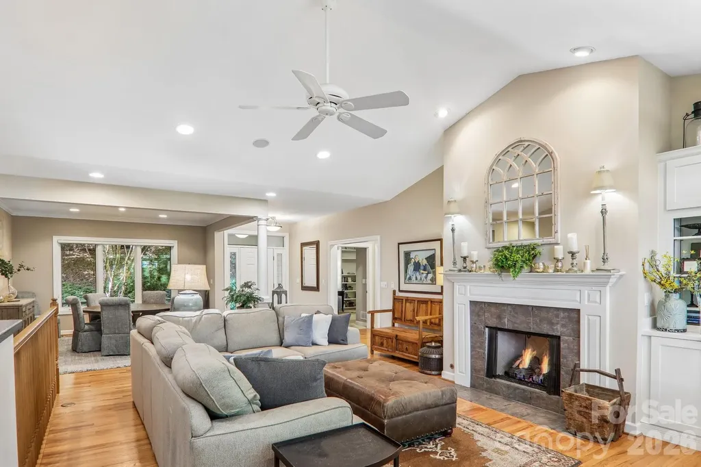 24 Turkey Roost Court Flat Rock NC 28739