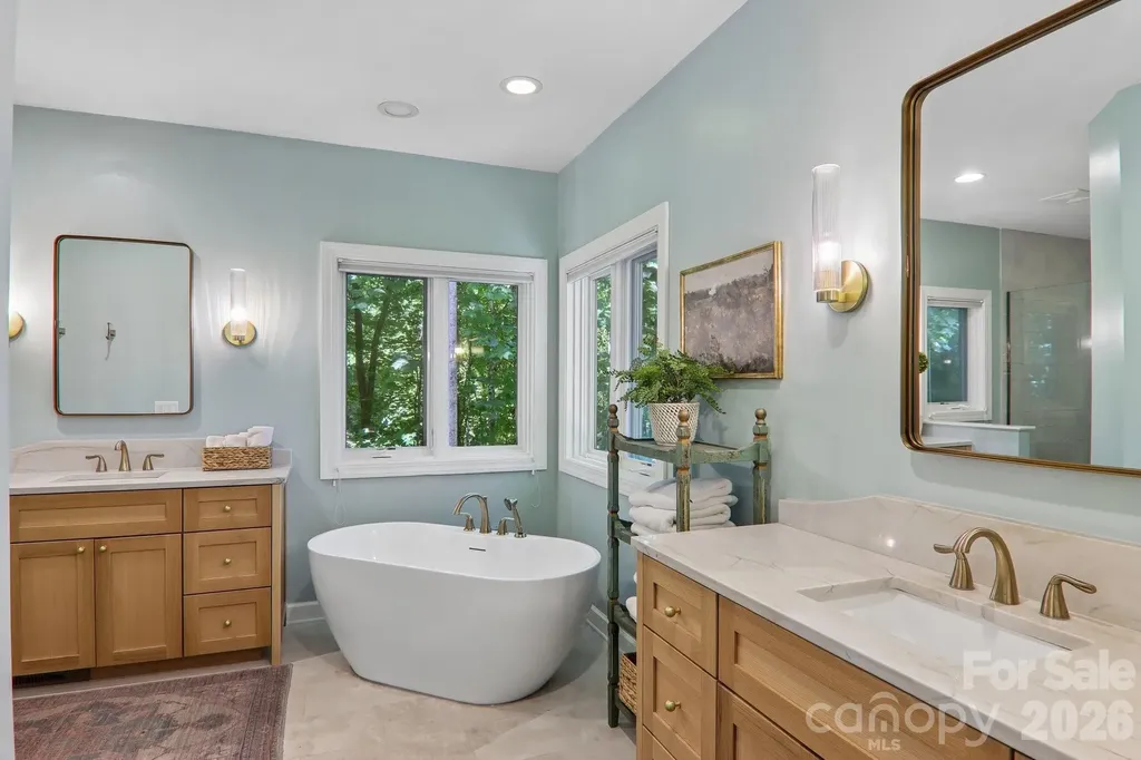 24 Turkey Roost Court Flat Rock NC 28739