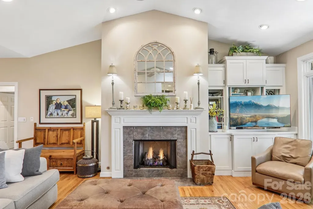 24 Turkey Roost Court Flat Rock NC 28739