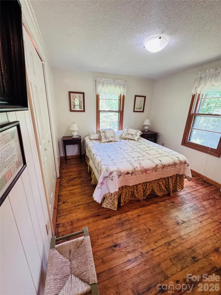 6835 Nc 183 Highway Newland NC 28657
