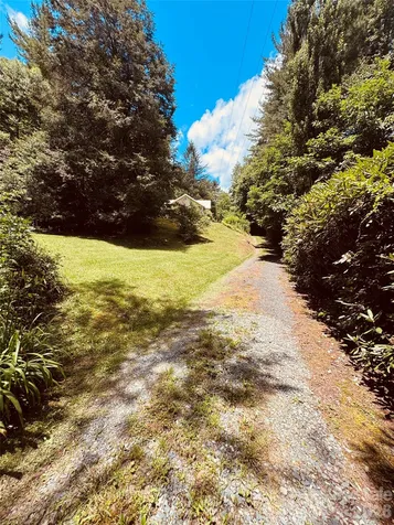 6835 Nc 183 Highway Newland NC 28657