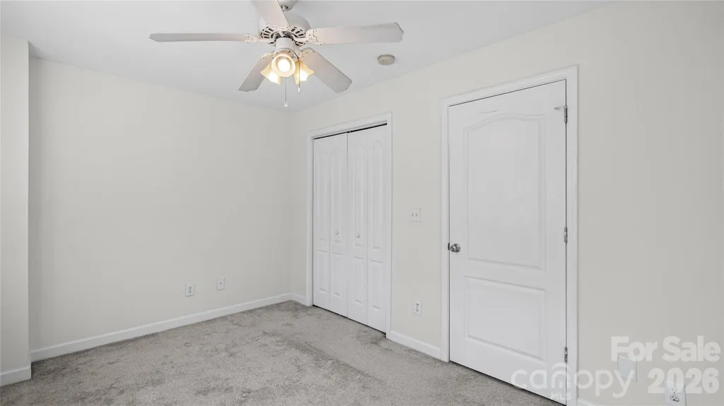 1224 Green Oaks Lane Charlotte NC 28205