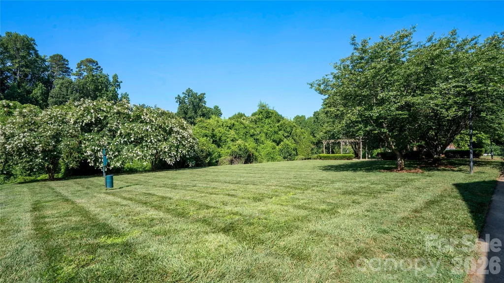 1224 Green Oaks Lane Charlotte NC 28205