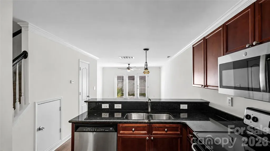 1224 Green Oaks Lane Charlotte NC 28205