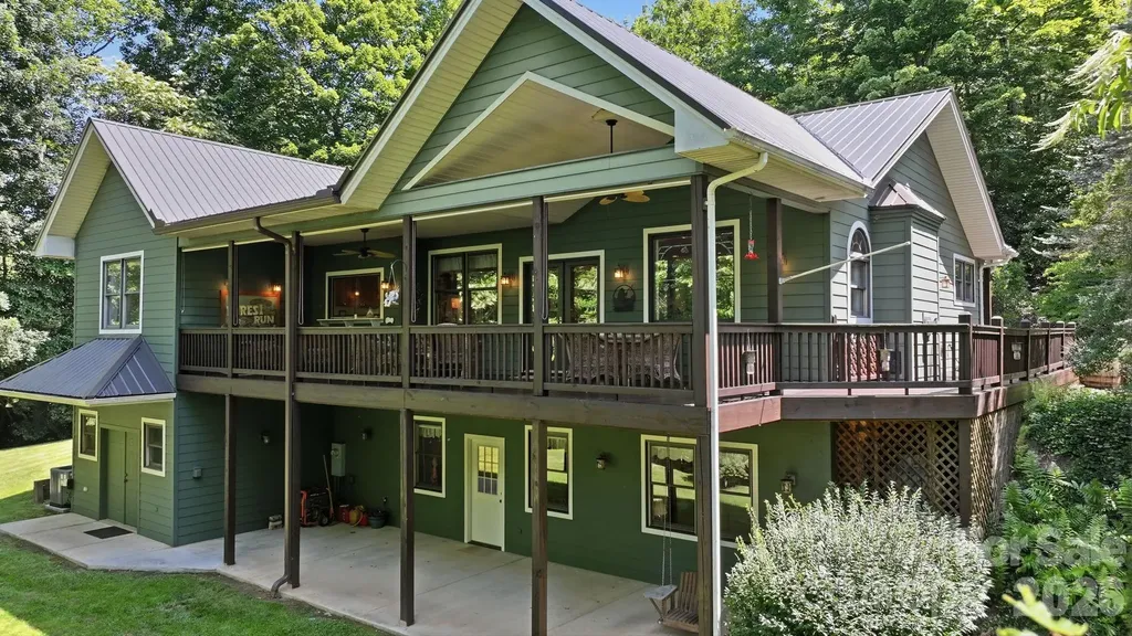 121 Forest Run Rd Forest Run Road Whittier NC 28789