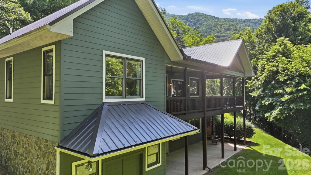 121 Forest Run Rd Forest Run Road Whittier NC 28789