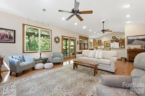 121 Forest Run Rd Forest Run Road Whittier NC 28789