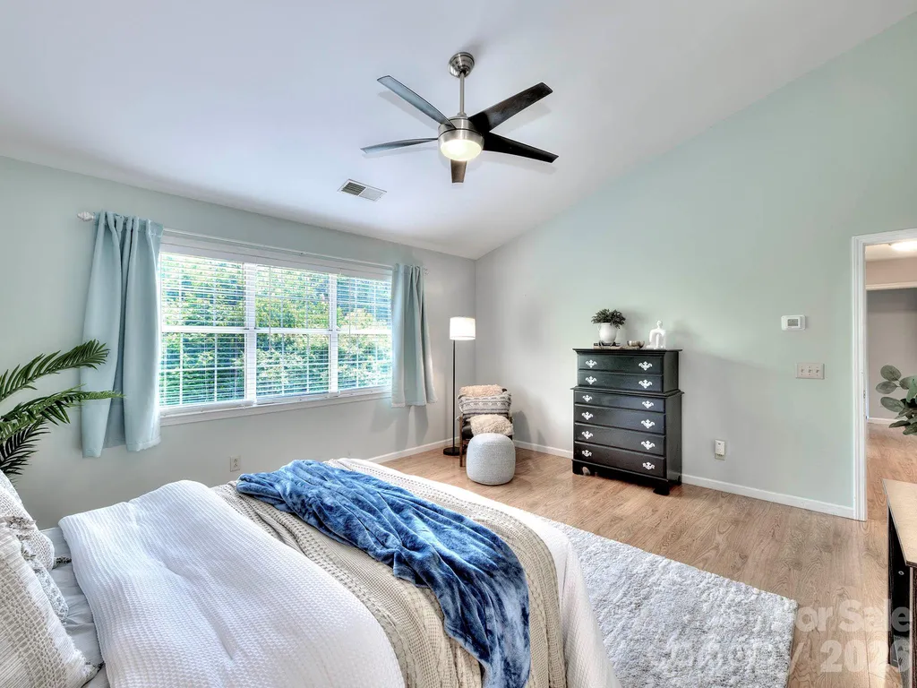 11206 Longhedge Lane Charlotte NC 28273