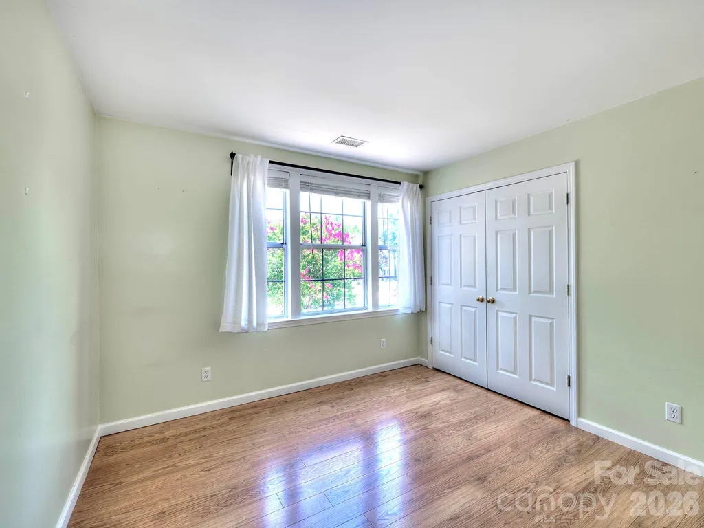 11206 Longhedge Lane Charlotte NC 28273