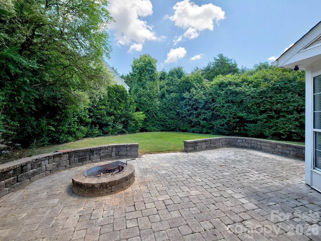 11206 Longhedge Lane Charlotte NC 28273