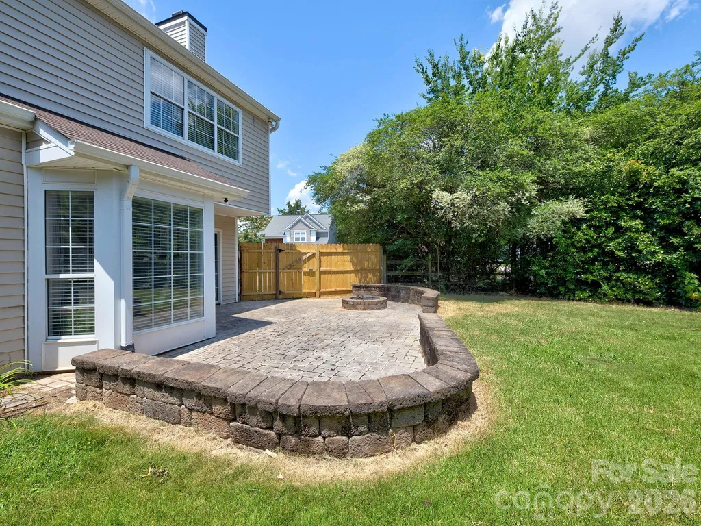 11206 Longhedge Lane Charlotte NC 28273