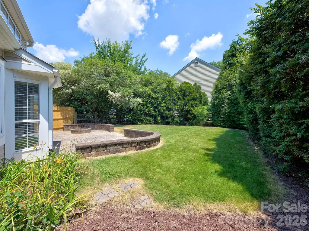 11206 Longhedge Lane Charlotte NC 28273