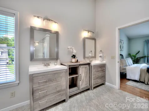 11206 Longhedge Lane Charlotte NC 28273