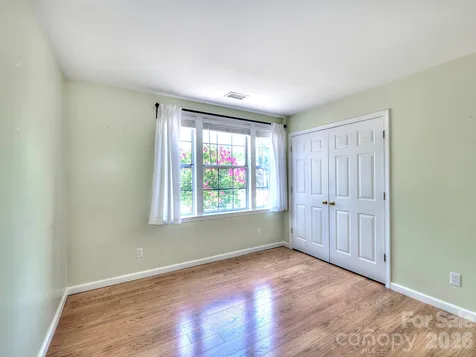 11206 Longhedge Lane Charlotte NC 28273