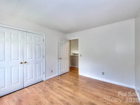 11206 Longhedge Lane Charlotte NC 28273