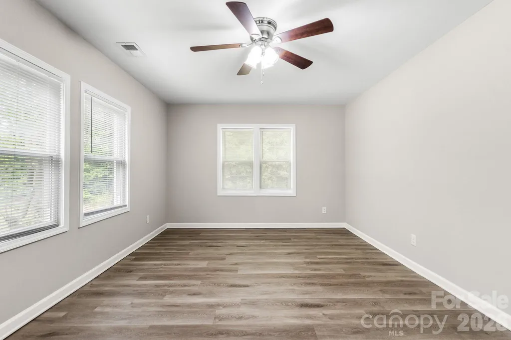 2376 S Us 321 Highway Newton NC 28658