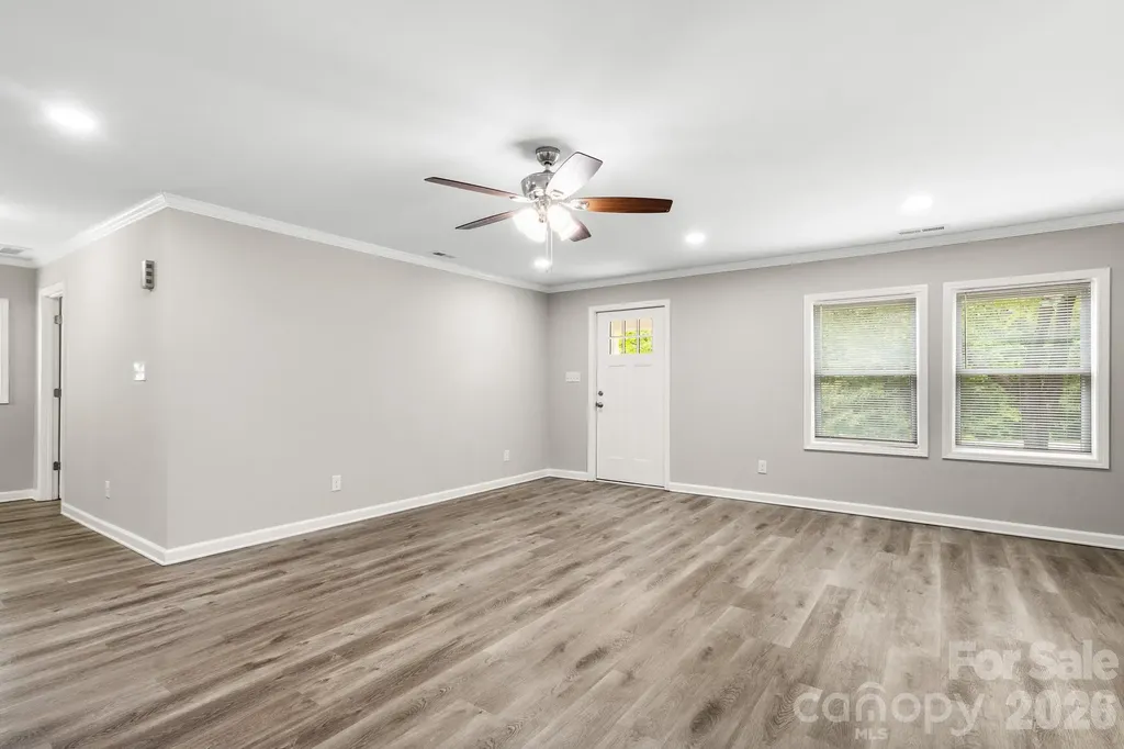 2376 S Us 321 Highway Newton NC 28658