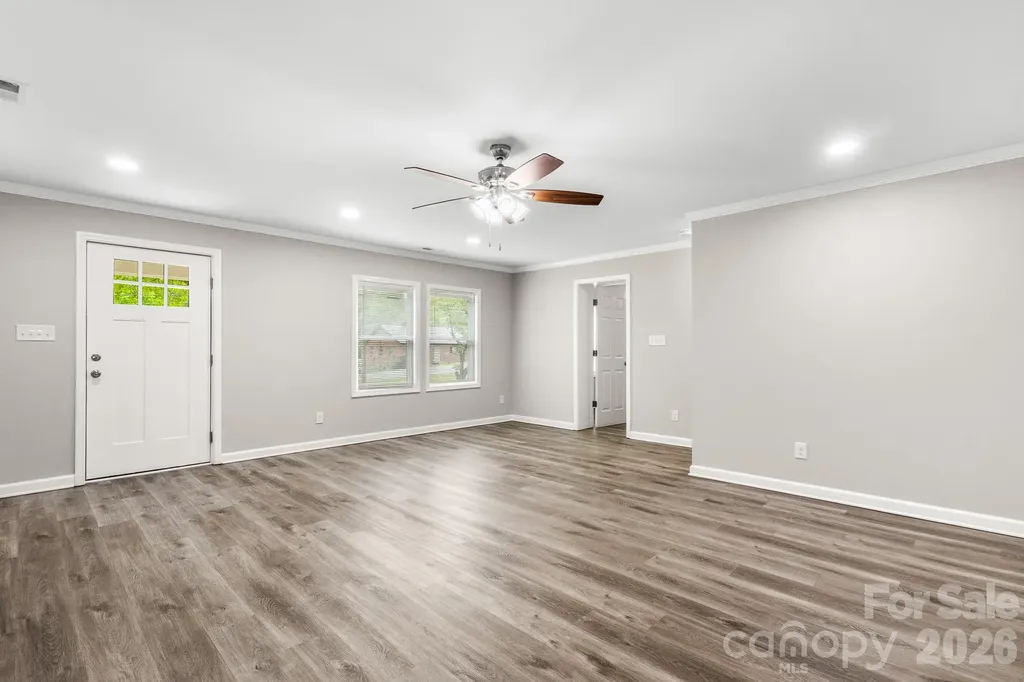 2376 S Us 321 Highway Newton NC 28658