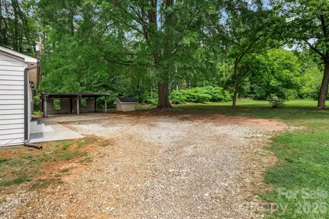 2376 S Us 321 Highway Newton NC 28658