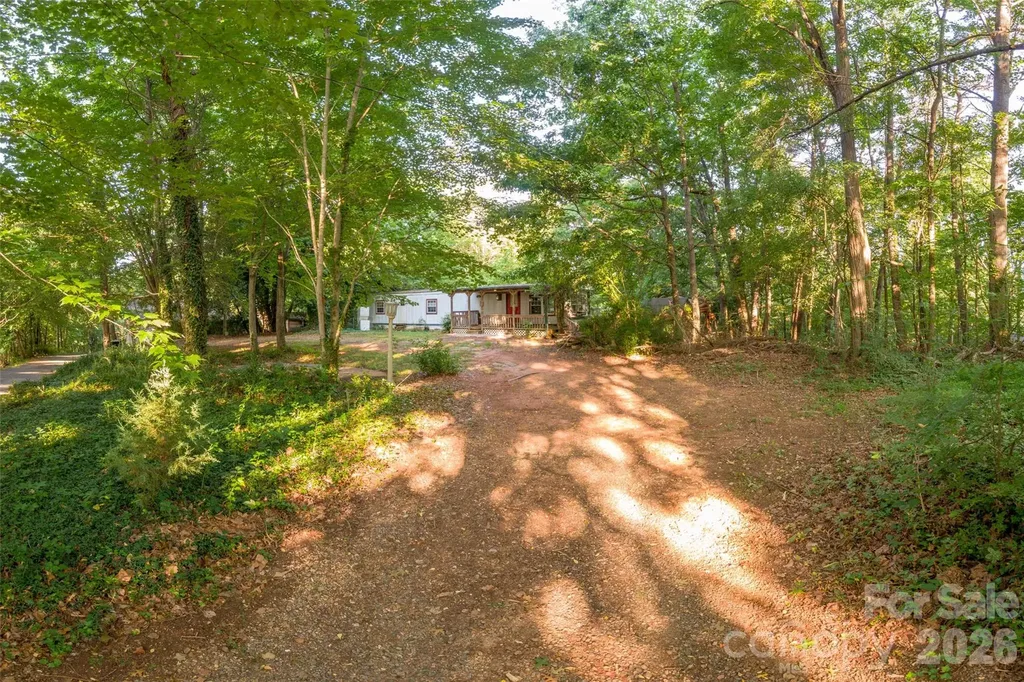 174 Laurel Lane Lake Lure NC 28746