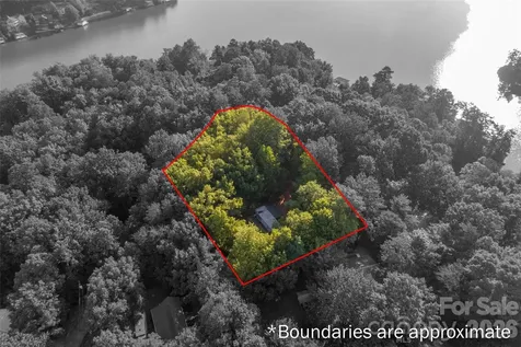 174 Laurel Lane Lake Lure NC 28746