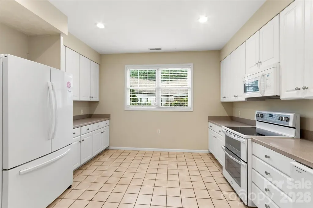 36 Sheffield Place Brevard NC 28712