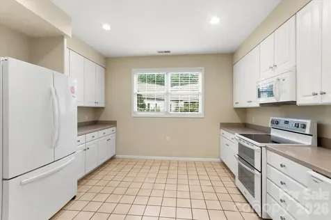 36 Sheffield Place Brevard NC 28712