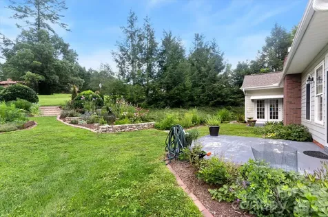 36 Sheffield Place Brevard NC 28712