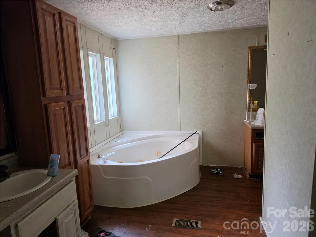 119 Miracle Mountain Road Bryson City NC 28713