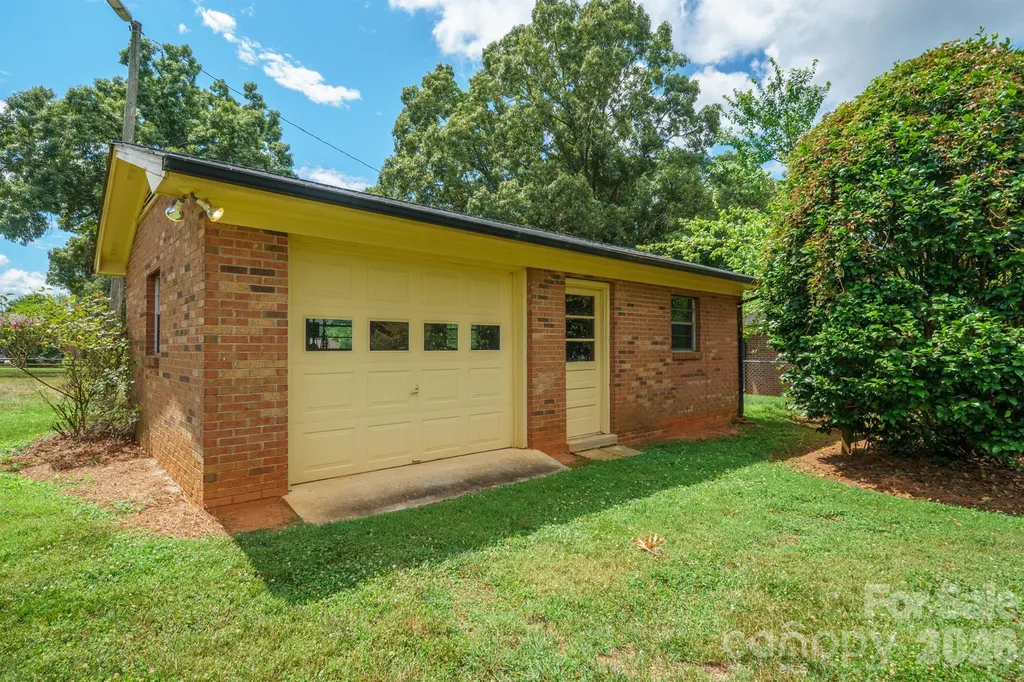 1602 Arden Drive Lincolnton NC 28092