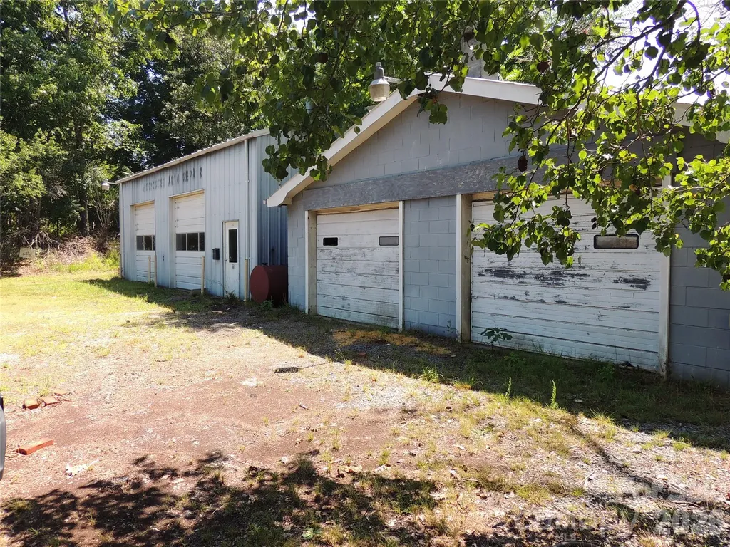 632 Rock Corner Road Forest City NC 28043