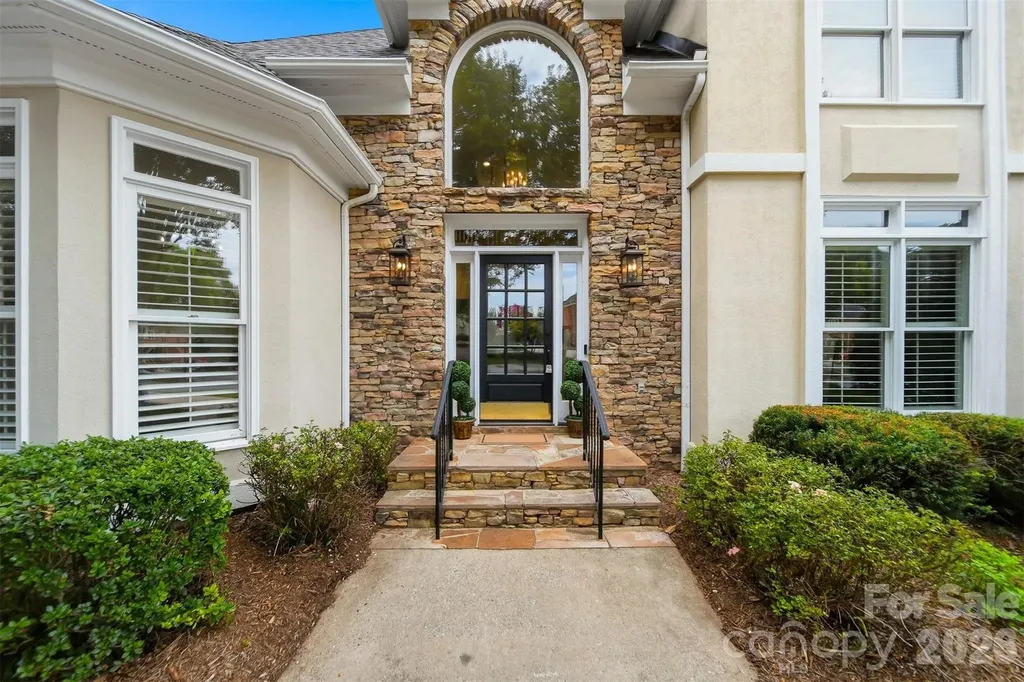 308 41st Avenue Place NW Hickory NC 28601