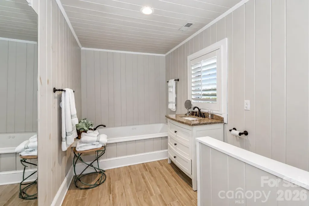 777 Green Hill Road Blowing Rock NC 28605