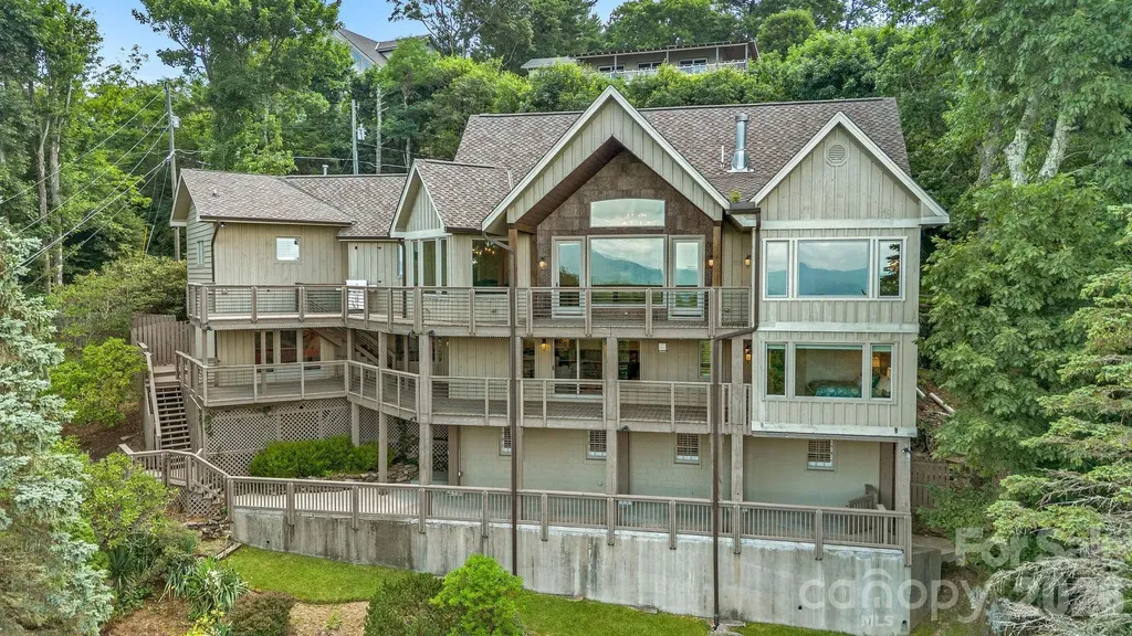 777 Green Hill Road Blowing Rock NC 28605