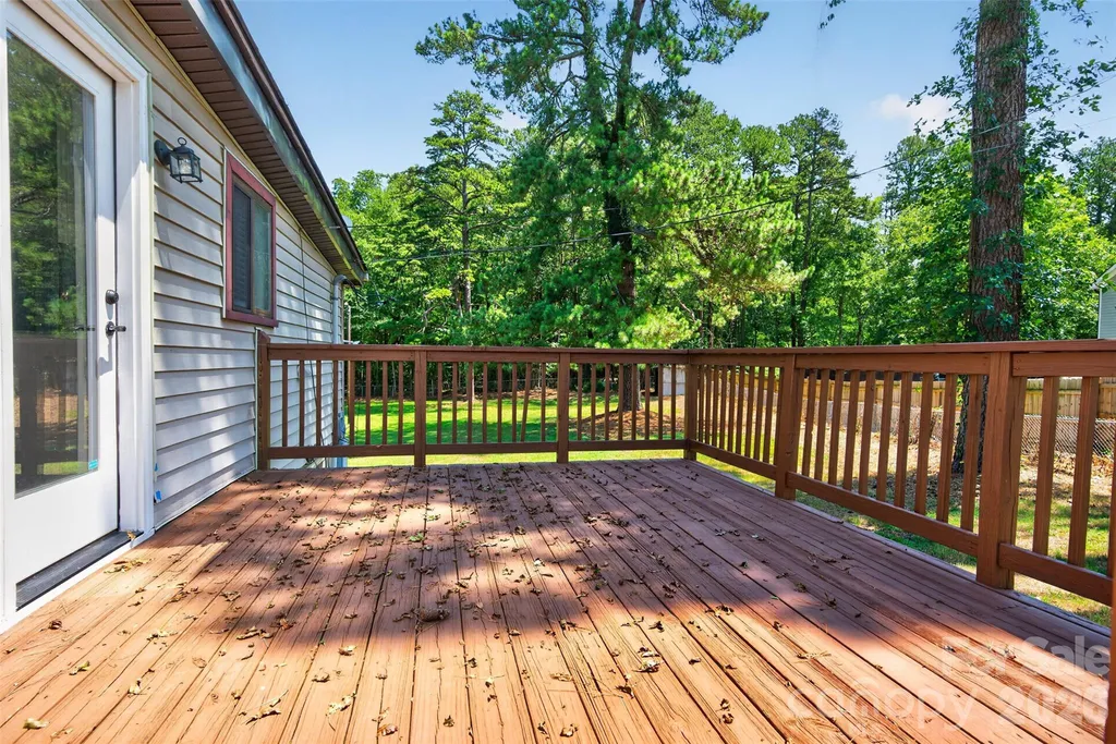 7040 Pear Tree Road Charlotte NC 28216
