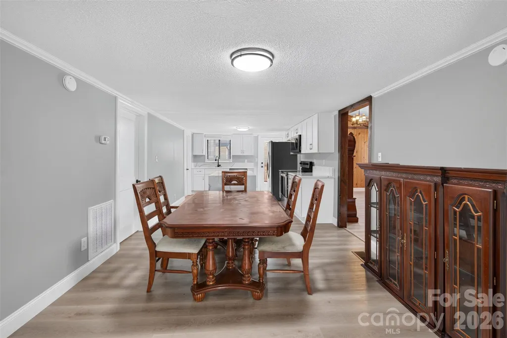 7040 Pear Tree Road Charlotte NC 28216