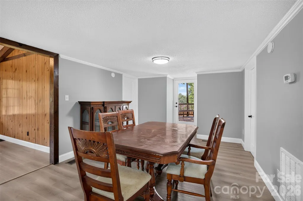 7040 Pear Tree Road Charlotte NC 28216