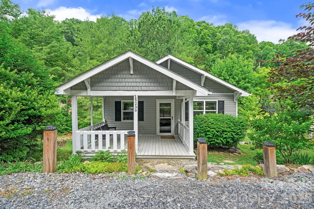 5239 Gerton Highway Gerton NC 28735